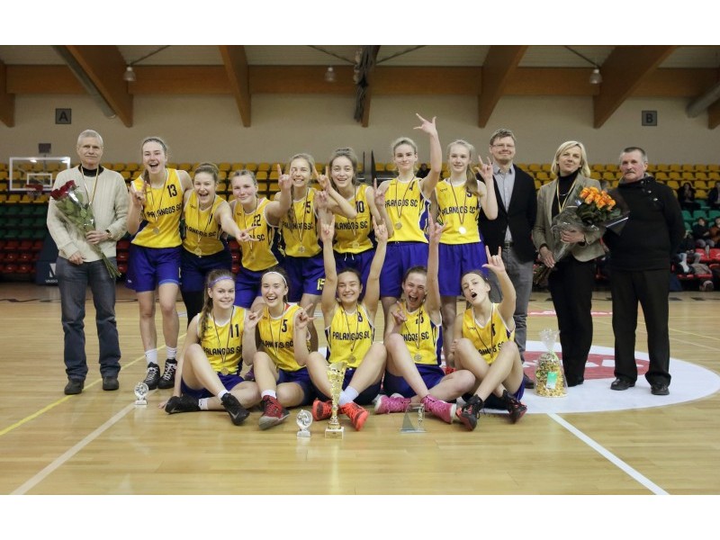 Palangiškės – Lietuvos moksleivių krepšinio lygos jaunių čempionato B diviziono čempionės