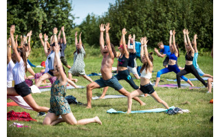 Šeštus metus rengiamas nemokamas sveikatingumo, sporto ir meno festivalis „1000 saulių“ įvyks rugpjūčio 20-22 dienomis