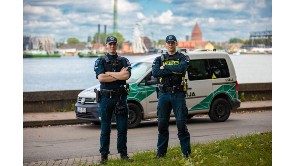 Minint Tarptautinę antikorupcijos dieną policijos pareigūnai ragina saugoti savo reputaciją – prasižengus nebandyti „susitarti“