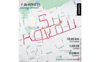 Miesto gatvėmis nubėgęs 10 km 450 metrų, kuklus palangiškis verslininkas pasidovanojo ypatingą Kovo 11-ąją – šventinės datos raižinį Palangos žemėlapy