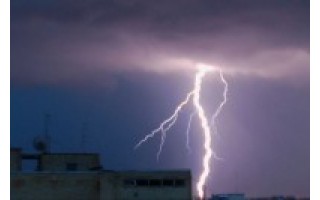 Pirmoji naujųjų metų savaitė – su griaustiniu ir vėtromis