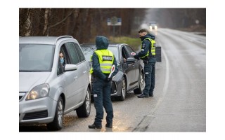 Pirmadienį policija mažiau tikrino įvažiuojančiuosius į Palangą