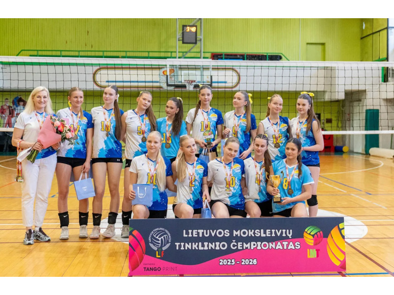 Palangos SC tinklininkės – tarp stipriausių Lietuvoje: U17 komanda iškovojo bronzą