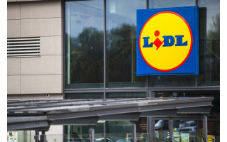 „Lidl“ darbuotojų vasara pajūryje: tarp darbo prie jūros privalumų – patogus grafikas bei dienpinigiai