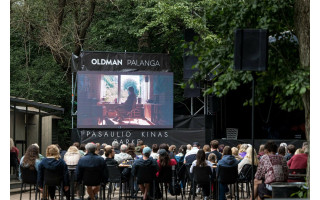 „Scanorama“ ir „Pasaulio kinas parke“ Palangoje kviečia į filmą „Vogti arklius“ bei judesio laboratoriją