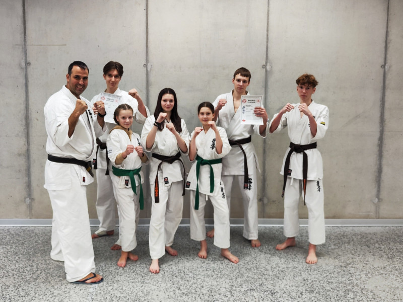 Palangos karate mokyklos “Shodan” auklėtiniai sėkmingai apsigynė naujus karate diržus