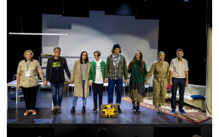 „Grubusis“ teatras pristatė premjerą „Marso naujienos“ (FOTO GALERIJA)