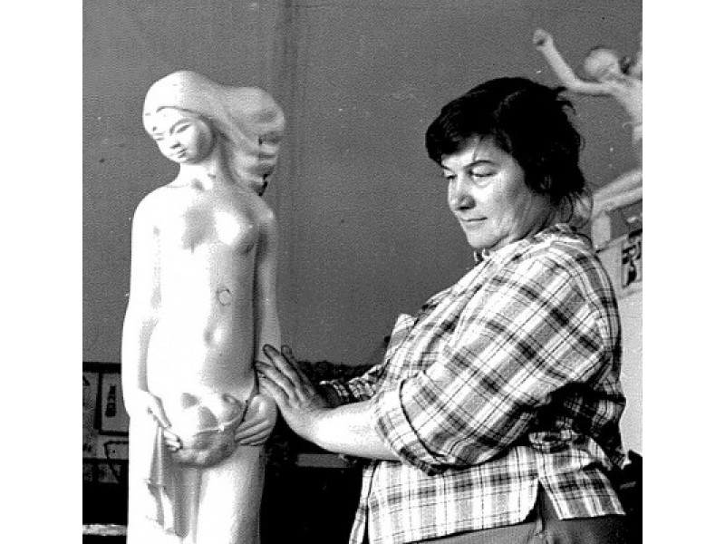 Vanda Albina Vertulienė: „Gintaro apdirbimas ir skulptūrų darymas – mano tikrosios gyvenimo meilės“ 