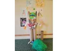 Raseinių r. Ariogalos lopšelio darželio Kiškučių grupės darbelis iš antrinių žaliavų