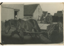 Knygnešys Juozapas Raudys Maironio gatvėje Palangoje. Apie 1950. Iš Z. Beržanskytės šeimos albumo