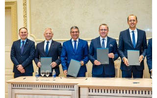 Kurhauze pasirašyta bendradarbiavimo sutartis dėl naujų skrydžių iš Palangos oro uosto skatinimo (FOTO GALERIJA)