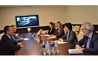 Savivaldybėje lankėsi Prancūzijos ambasadorė Lietuvoje Claire Lignieres-Counathe ir Prancūzų instituto Lietuvoje Jean-Marie Sani
