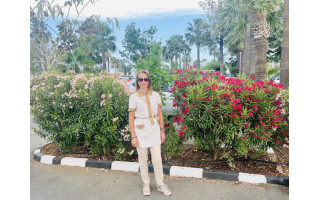 NT Kipre ir Dubajuje siūlanti Jūratė Radzevičiūtė sparnus užsiaugino Palangoje: „Klientai man nėra tik klientai – dalis jų iki šiol yra geri mano draugai ir mano gyvenimo dalis“