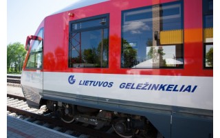 Sezono naujiena – bilietas traukiniui iš Vilniaus į Palangą 
