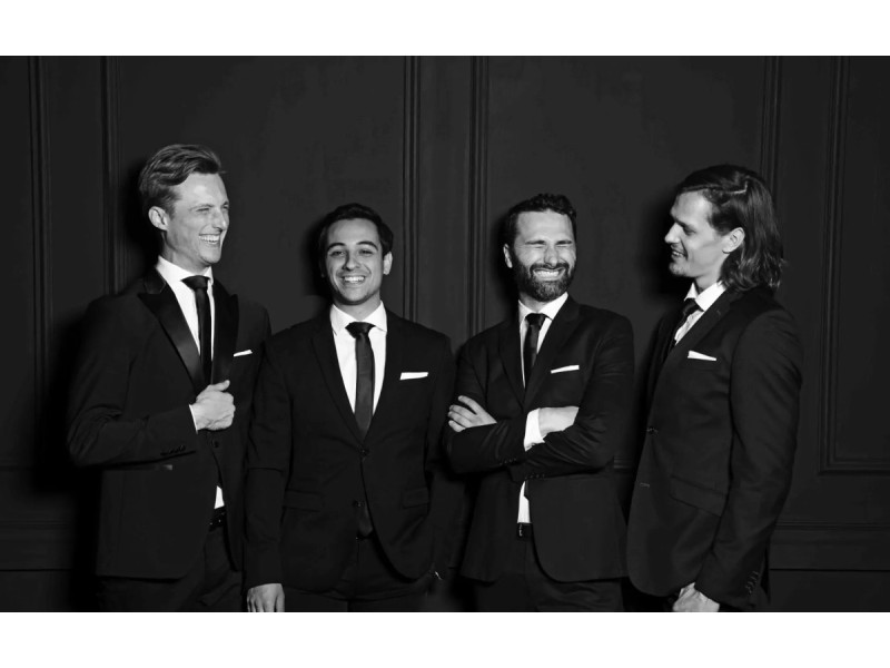 Palangoje kovą koncertuosiantys „The Dutch Tenors“ atgaivino miuziklo „Didysis šou meistras“ hitą