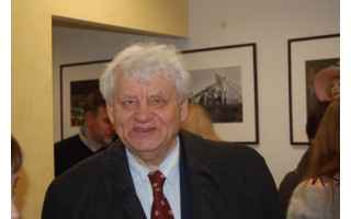 Iš letargo žadinamas vasaros parodų paviljonas