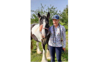  Hipoterapijos specialistė Dovilė Valatkienė: „Daugelis vaikų,  atvykę į užsiėmimus su žirgais, juos anksčiau matė tik internete. Įrodyta, kad hipoterapija gydo“