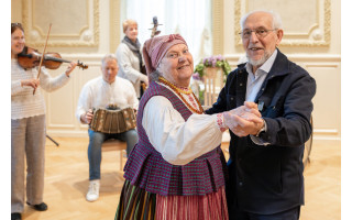 Palangos šviesuolė Marija Alminaitė-Matutienė mini 90-metį: „Linkiu žmonėms būti turtingiems savo išmintimi“