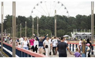 Palanga ruošiasi bumui: ieško šimtų darbuotojų, be atlyginimų, siūlo papildomų naudų 