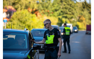 Palanga vilios policininkus 6 tūkstančiais eurų, pareigūno kurorte alga prasideda nuo 1100 eurų