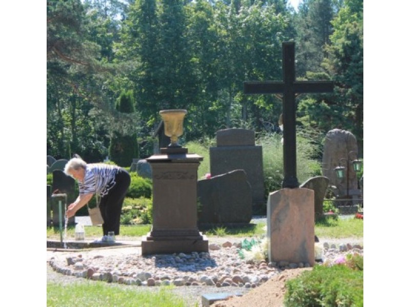Palangos senosios kapinės  tvarkomos puikiai