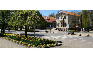 Palangos kurhauzas – grafo Juozapo Tiškevičiaus statytas, piktadarių padegtas, bet iš pelenų pakilęs ir šiandien vėl tapęs kurorto kultūros centru...