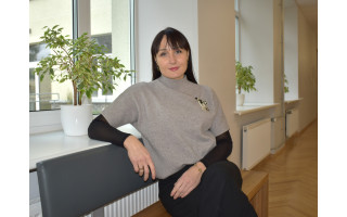 Palangos senosios gimnazijos direktorė Sandra Žutautienė: „Mokytojai privalo kurti naują profesionalizmą, kuris apima jau kitus komponentus“ (VISAS STRAIPSNIS)
