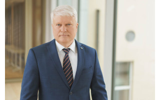 Susiruošėte kasti sniego − ekspertai pataria nepersistengti, nes yra reali grėsmė gyvybei 