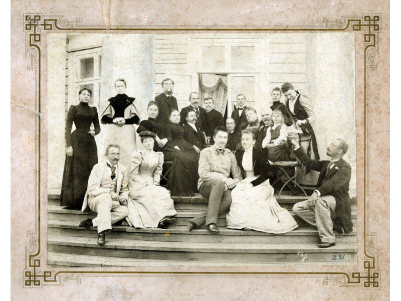 Tiškevičiai su artimaisiais Palangoje. Nežinomas fotografas.1888–1892 m. Iš Kretingos muziejaus rinkinių