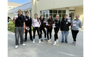 Palangos senosios gimnazijos bendruomenė – už solidarumą