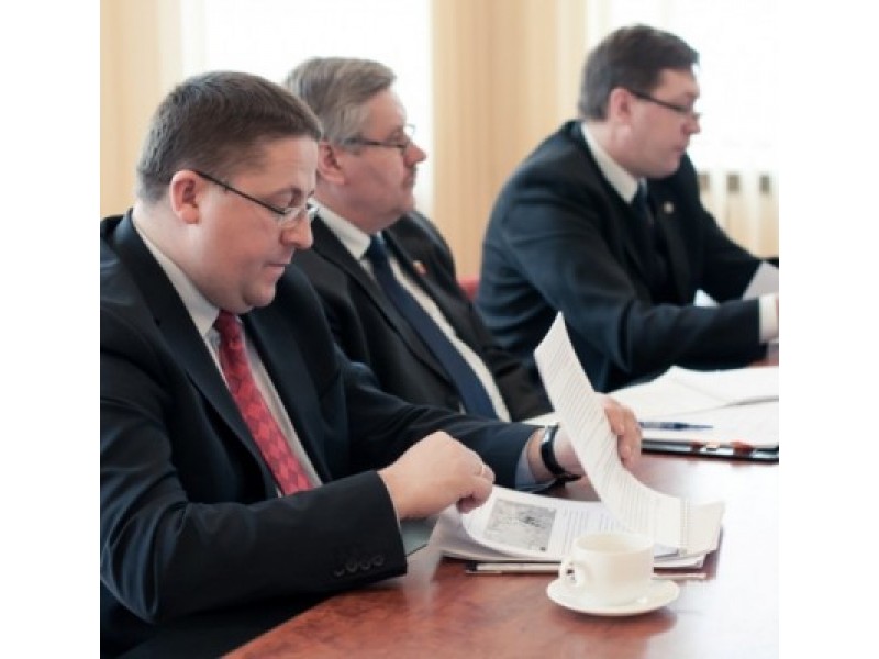 Klaipėdos regiono vadovai išklausė Lietuvos marketingo asociacijos atstovų pasiūlymų dėl regiono plėtros.
