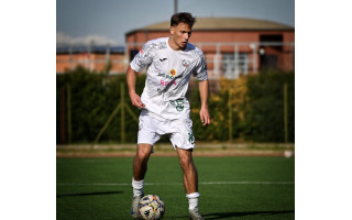 Futbolo aikštėje Italijoje Airik Balasanov girdi „mamma mia“ ir „andiamo ragazzi“, bet vakare skuba skambinti mamai į Palangą