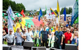 Šarūną Vaitkų kandidatu į TS-LKD pirmininkus pasiūlė ir partijos Vilniaus Senamiesčio skyrius. Jo pirmininkas Mykolas Majauskas: „Buvo pasiūlyti 8 kandidatai"