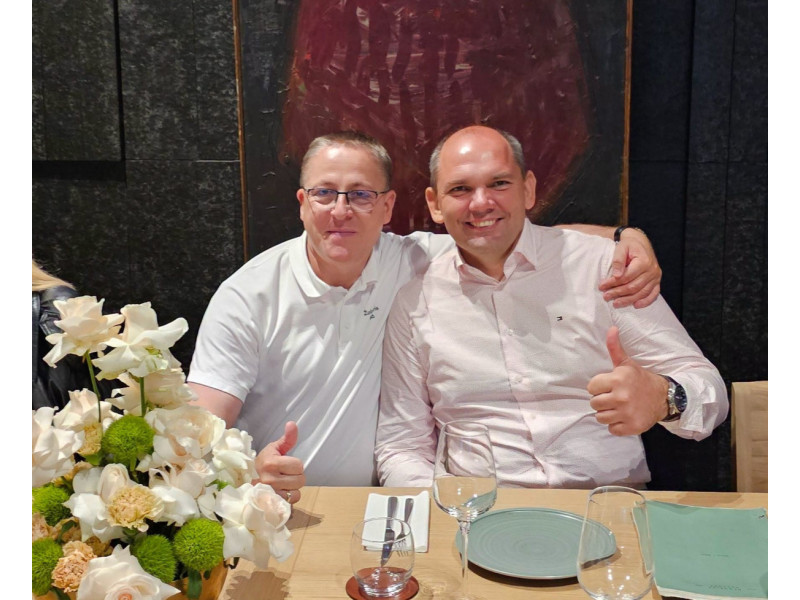 Meras Šarūnas Vaitkus su Lietuvos ambasadoriumi Nerijumi Aleksiejūnu aptarė ateities planus