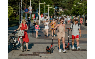 Palangos turizmo vėliavnešės vasaros nepeikia, tačiau akivaizdu – Motina Gamta Palangai šiemet iškrėtė pokštą