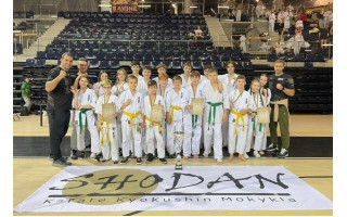 Palangos Kyokushin Karate mokyklos “Shodan” sportininkai iškovojo 2 sidabro ir 10 bronzos medalių Lietuvos moksleivių taurės varžybose