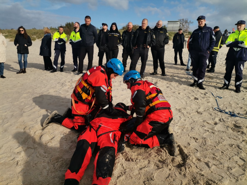 Žmonių saugumui Baltijos jūroje užtikrinti – tarptautiniai gelbėtojų mokymai