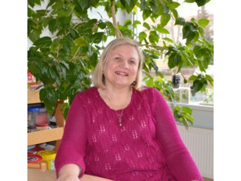 Palangos lopšelio-darželio „Nykštukas“ priešmokyklinio ugdymo „Girinukų“ grupės pedagogė Onutė Šleiniuvienė su  vaikais jau dirba 40-tus metus.