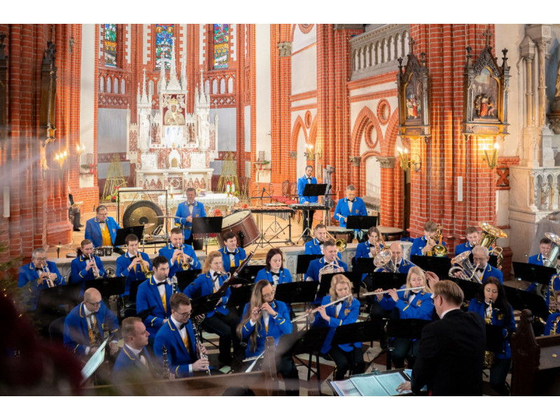 Kalėdinės „Palangos orkestro“ dovanos šiemet skirtos Tauragei, Telšiams ir Palangai