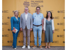 Palangos meras Šarūnas Vaitkus su Palangos miesto partnerio Saint Gilles Croix de Vie iš Prancūzijos meru Blanchet François ir jo žmona