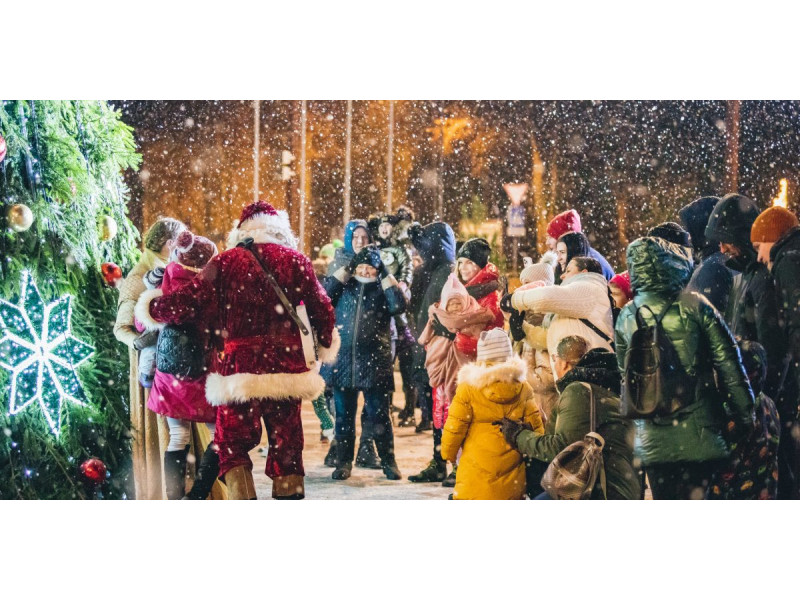 Įžiebti Kalėdų eglę Palangoje sugrįžta Grafai Tiškevičiai su muzikiniu atvirlaiškiu