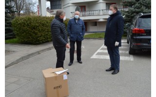 Rotariečių dovana palangiškiams - šimtai apsaugos priemonių