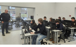 Palangos senojoje gimnazijoje – pirmasis PE-STEAM centras Lietuvoje