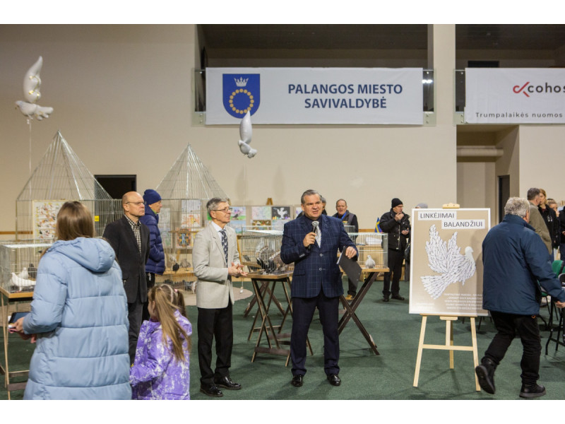 Tarptautinė paroda-edukacija „Skriskit balti balandžiai“ – žemę išsaugosime tik tada, kada jos padangėje švies saulė, o danguje skraidys balti balandžiai