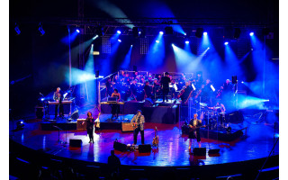 Gruodžio 6 dieną Palangoje koncertuos britų roko grupė „Electric Light Orchestra by Phil Bates Band“ su Berlyno styginių kvartetu