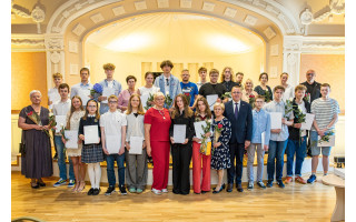 Kurhauze pagerbti gabiausi Palangos moksleiviai – net 22 laimėjo prizines vietas nacionaliniuose konkursuose (FOTO GALERIJA)