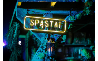  HBH-aše, Žibininkų skulptūrų parke, duris atvėrė muziejus-parkas „Siaubo miškas: Apsėstas miestas“ (FOTO GALERIJA)