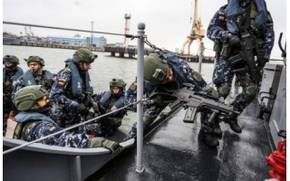 Vyksta Karinių jūrų pajėgų darbai Palangos ir Klaipėdos paplūdimiuose