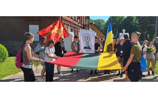 Darbėnuose pagerbti partizanai