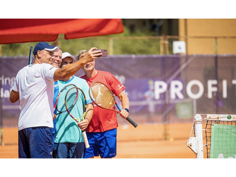 Teniso turnyras "Profitus" taurei laimėti (Aldo Kazlausko nuotr.) FOTO: ORGANIZACIJOS NUOTR. 